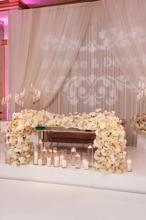 Antinise & Deryck — wedding florals photograph 5