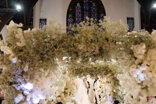 Ashley & Isaac — wedding florals photograph 5